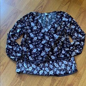 Old navy floral blouse!